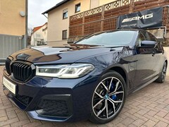 Bild des Angebotes BMW 545 e xDrive M Sport eGSD*Massage*Sitzkl*H&K*ACC
