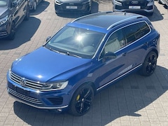 Bild des Angebotes VW Touareg V8 TDI 4Motion Individual*Navi*AHK*