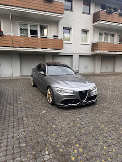 Bild des Angebotes Alfa Romeo Giulia 2.0 Turbo 320ps