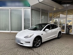 Bild des Angebotes Tesla Model 3 Standard RWD PANO NAVI LED LEDER CAM ACC