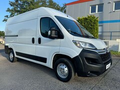 Bild des Angebotes Citroen Jumper Grossraumkasten 30 L2H2 Profi BlueHDi 130