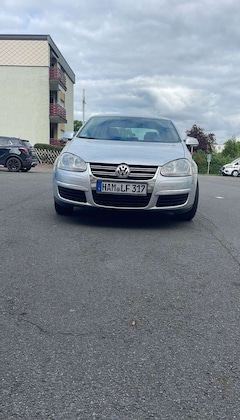 Bild des Angebotes VW Jetta 2.0 FSI Comfortline