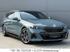 Bild des Angebotes BMW i5 Tour. 40 xDrive M Sport Pro*AHK*Pano*Mokka