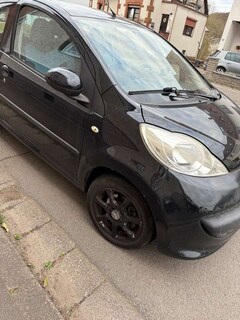Bild des Angebotes Peugeot 107 107 70 Filou