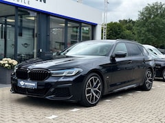 Bild des Angebotes BMW 540 d xDrive M Sport/HEAD-UP/ HYBRID/KAMERA/SHZ/
