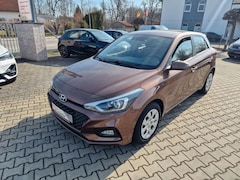 Bild des Angebotes Hyundai i20 Style*Sitzheizg*Navi*PDC*monatl. 149,-€