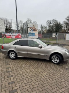 Bild des Angebotes Mercedes-Benz E 280 7G-TRONIC Elegance
