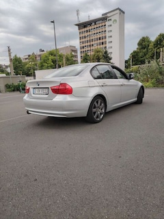 Bild des Angebotes BMW 318 318d DPF Edition Lifestyle