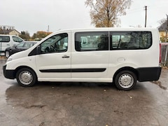 Bild des Angebotes Peugeot Expert 2,0 Diesel *Klima*9 Sitzplätze* Langer Radstand