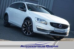 Bild des Angebotes Volvo V60 Cross Country 2.4 AWD ACC RFK AHK StHz SHZ