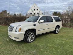 Bild des Angebotes Cadillac Escalade Escalade 6.2 V8 Platinum ESV