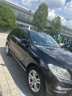 Bild des Angebotes Mercedes-Benz ML 350 ML 350 BlueTEC 4MATIC 7G-TRONIC