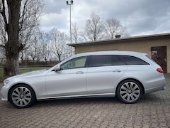 Bild des Angebotes Mercedes-Benz E 220 d T 9G-TRONIC Avantgarde