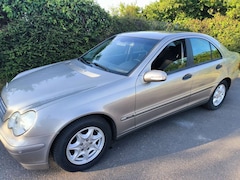 Bild des Angebotes Mercedes-Benz 180 Mercedes C Klasse weniger KM Preis VHB Scheckheft✅