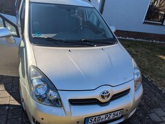 Bild des Angebotes Toyota Corolla Verso 2.2 D-CAT DPF Sol