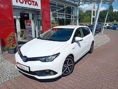 Toyota Auris Hybrid Team D