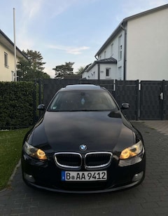 Bild des Angebotes BMW 320 320d Coupe Aut.