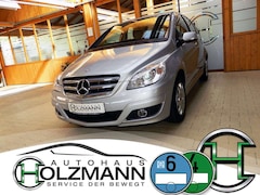 Bild des Angebotes Mercedes-Benz B 180 BlueEff. Mopf/PTS/Bluetooth/Euro5