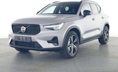 Bild des Angebotes Volvo XC40 Plus Dark B4 18''LM Standhz 360kam DAB Harman