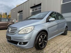 Bild des Angebotes Mercedes-Benz B 200 *NEUZUSTD.*AUTOMATIK*SHZ*ALUF.*WR*