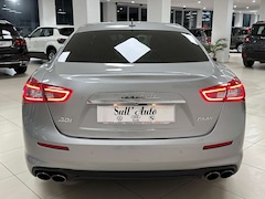 Bild des Angebotes Maserati Ghibli 3.0 V6 bt Gransport Nerissimo Q4 430cv auto my18