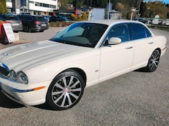 Bild des Angebotes Jaguar XJ8 XJ8 4.2 Executive