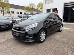 Bild des Angebotes Kia Rio Attract*ALU*KAMERA*NAVI*TEMPOMAT*KLIMA*