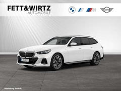 Bild des Angebotes BMW 550 e xDrive Touring M Sport|AHK|Pano|Autobahnass.