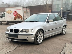 Bild des Angebotes BMW 320 320i