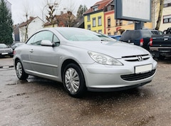 Bild des Angebotes Peugeot 307 CC Klimaautomatik Leder PDC SHZG