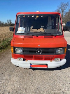 Bild des Angebotes Mercedes-Benz 308 Feuerwehrauto/ Kastenwagen
