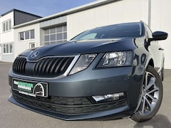Bild des Angebotes Skoda Octavia Combi 1.6 TDI Tour Navi DAB SHZ PDC Klima