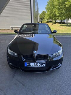 Bild des Angebotes BMW 325 325i Cabrio Aut • M Paket • Voll • Unfallfre