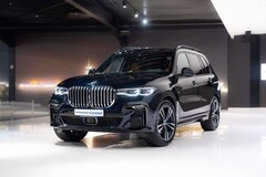 Bild des Angebotes BMW X7 xDrive 40 i M Sport*LUFTFED.*PANO*HUD*7-SITZER*