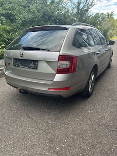 Bild des Angebotes Skoda Octavia Elegance