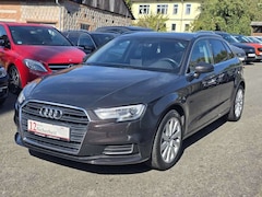Bild des Angebotes Audi A3 Sportback design-Xenon-Navi-Alcantara