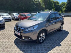 Bild des Angebotes Peugeot 2008 1,2i*Urban Cross*Navigation*Teilleder*