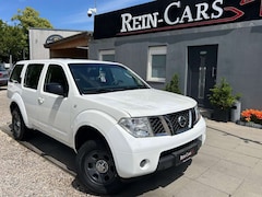 Bild des Angebotes Nissan Pathfinder 2,5 dCi XE Plus/7-SITZ/AHK/KLIMAAUT./