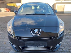 Bild des Angebotes Peugeot 5008 Family 1,6 Turbo , Navi Tempomat glasdach