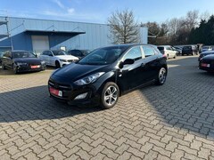 Bild des Angebotes Hyundai i30 1.6 Comfort AUTOMATIK 2.Hd KLIMA Alu TÜV Ne