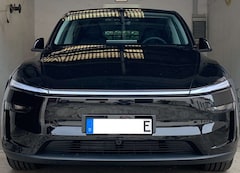 Tesla Model Y Model Y RWD, Premium, LFP, mit FSD, solid black