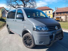 Bild des Angebotes VW T5 Caravelle 9 Sitzer Top Zustand