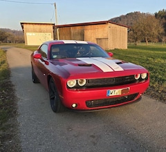 Bild des Angebotes Dodge Challenger Mit Sportklappenauspuff