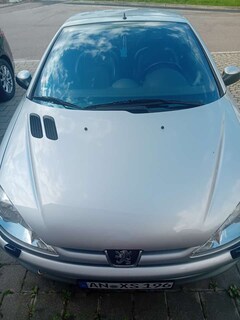 Bild des Angebotes Peugeot 206 CC 110 Platinum
