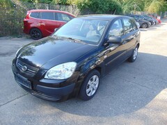 Bild des Angebotes Kia Rio 1.4 Attract