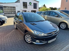 Bild des Angebotes Peugeot 206 SW Grand Filou Cool*KLIMA*4S-REIFEN