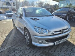 Bild des Angebotes Peugeot 206 1,6 16 V CC 110 "Quiksilver" Klimaaut.Nebel Allwe