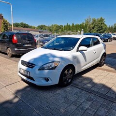 Bild des Angebotes Kia ProCeed / pro_cee'd ProCeed Seven Stars 1.4*KLIMA*