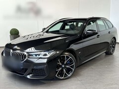 Bild des Angebotes BMW 540 Touring xDrive M-Sport NAV+LASER+AHK+PANORAMA
