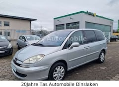 Bild des Angebotes Peugeot 807 140 Tendance"Sitzheizung"Panoramadach...